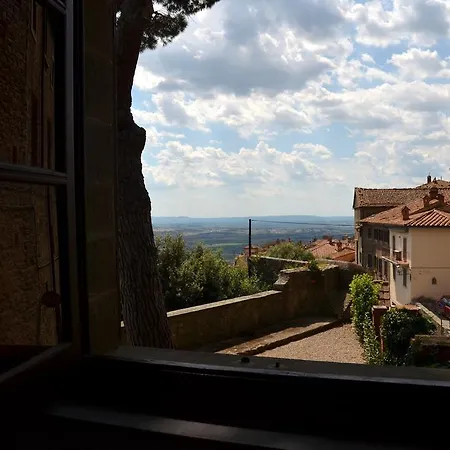 Apartment Donnaberarda Cortona